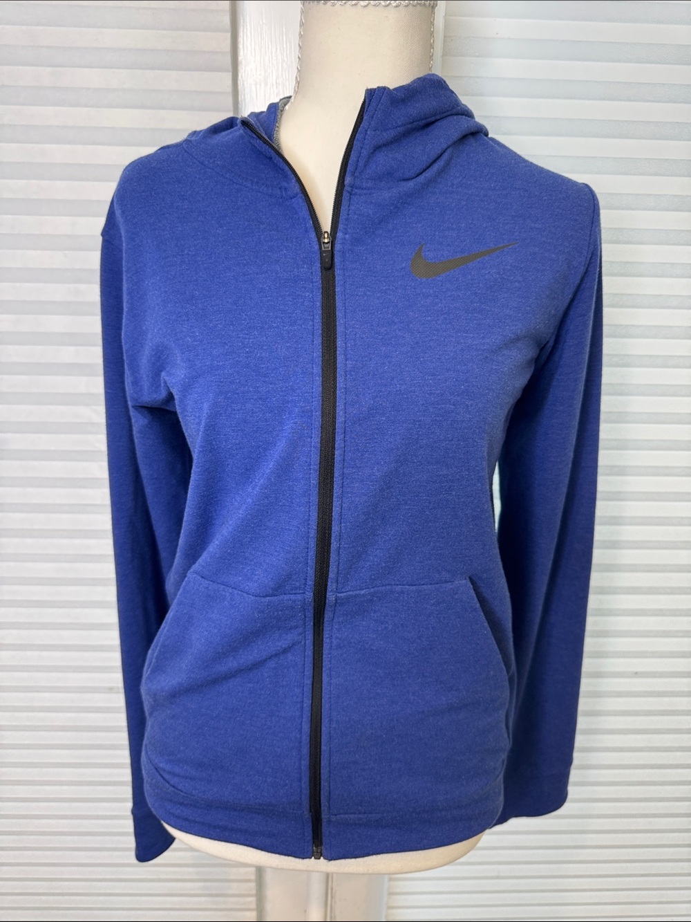 Nike Women’s Blue Full-Zip Hoodie Jacket 1339